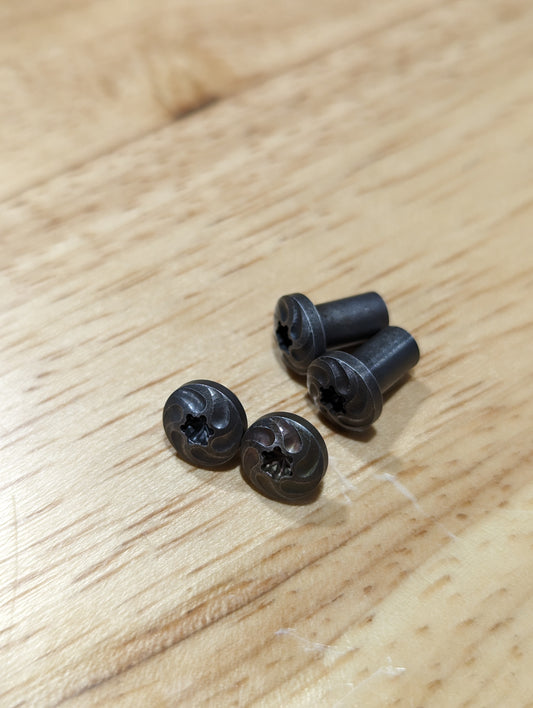Pivots and Screws for Medusa PAIR